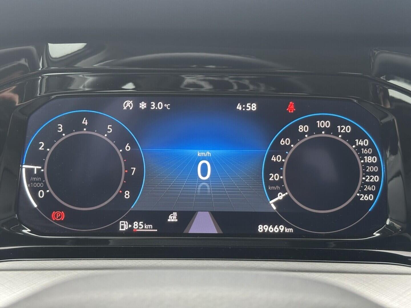 O619K01128_19.webp_GOLF VARIANT Life 1.0 TSI 81 kW manuál, DPH