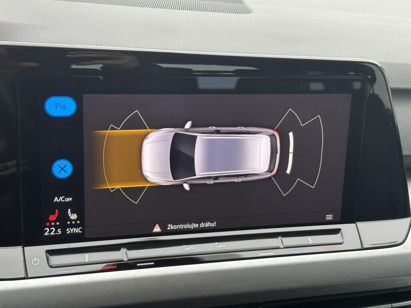 O619K01128_26.webp_GOLF VARIANT Life 1.0 TSI 81 kW manuál, DPH