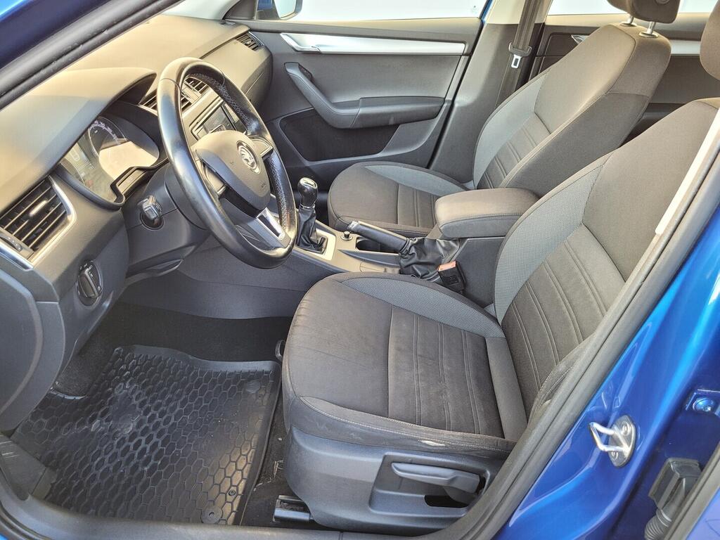 O619K01129_33.webp_OCTAVIA Ambition 1.0 TSI 85 kW manuál, DPH