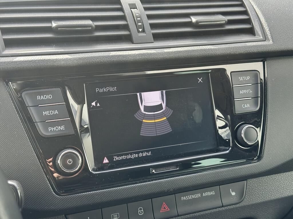 O619K01130_27.webp_FABIA Ambition 1.0 TSI 70 kW manuál, DPH