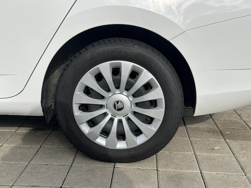 O619K01130_29.webp_FABIA Ambition 1.0 TSI 70 kW manuál, DPH