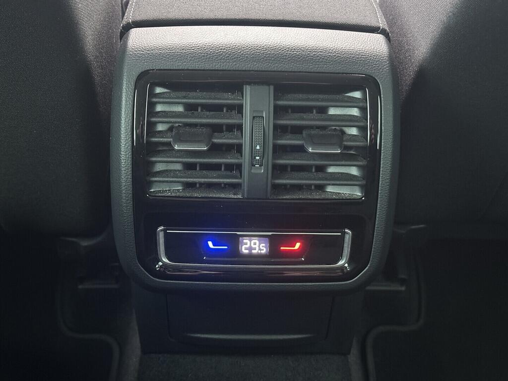 O619K01131_29.webp_PASSAT VARIANT Business 1.5 TSI 110 kW automat, DPH