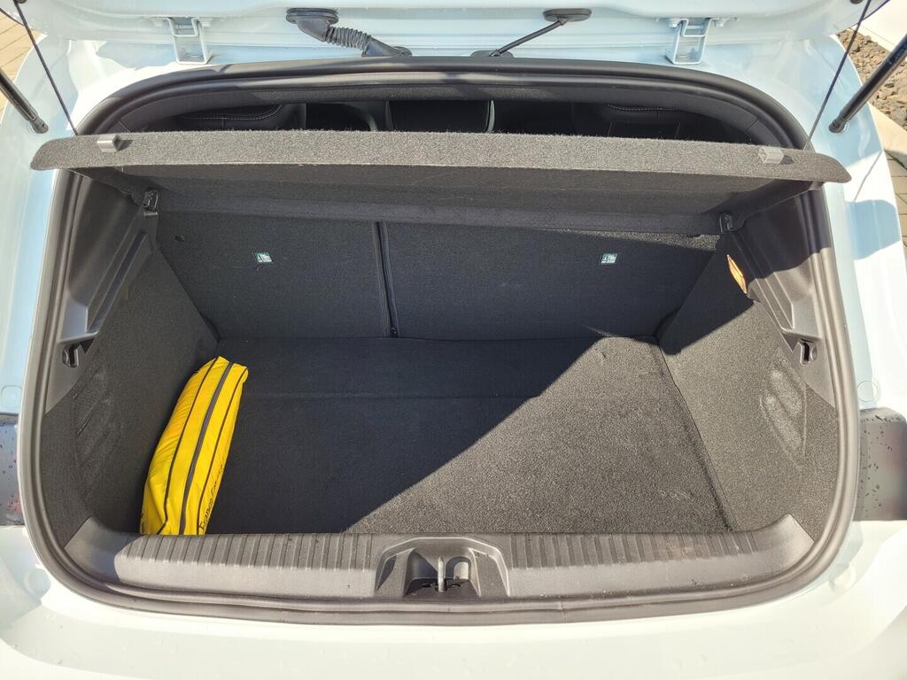 O619K01134_26.webp_CLIO Intens Hybrid 1.6 E-TECH 103 kW automat, DPH