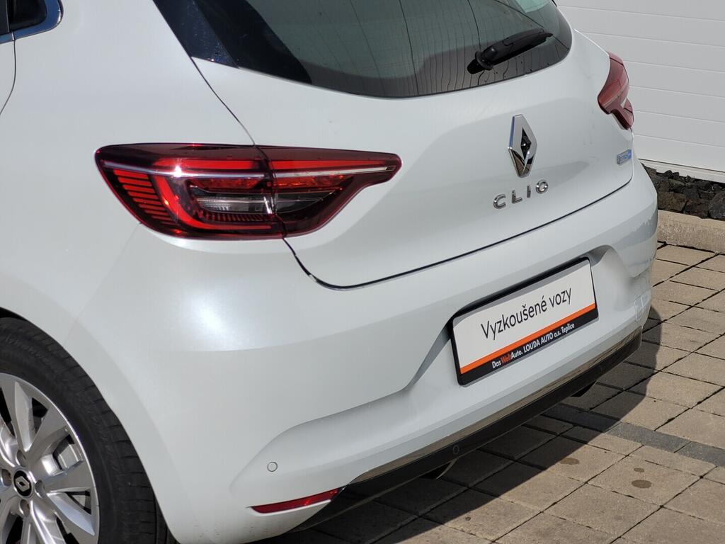 O619K01134_27.webp_CLIO Intens Hybrid 1.6 E-TECH 103 kW automat, DPH