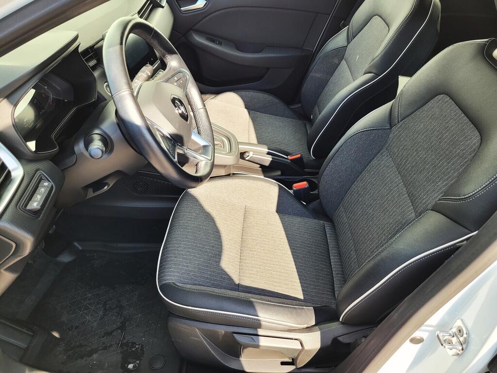 O619K01134_32.webp_CLIO Intens Hybrid 1.6 E-TECH 103 kW automat, DPH