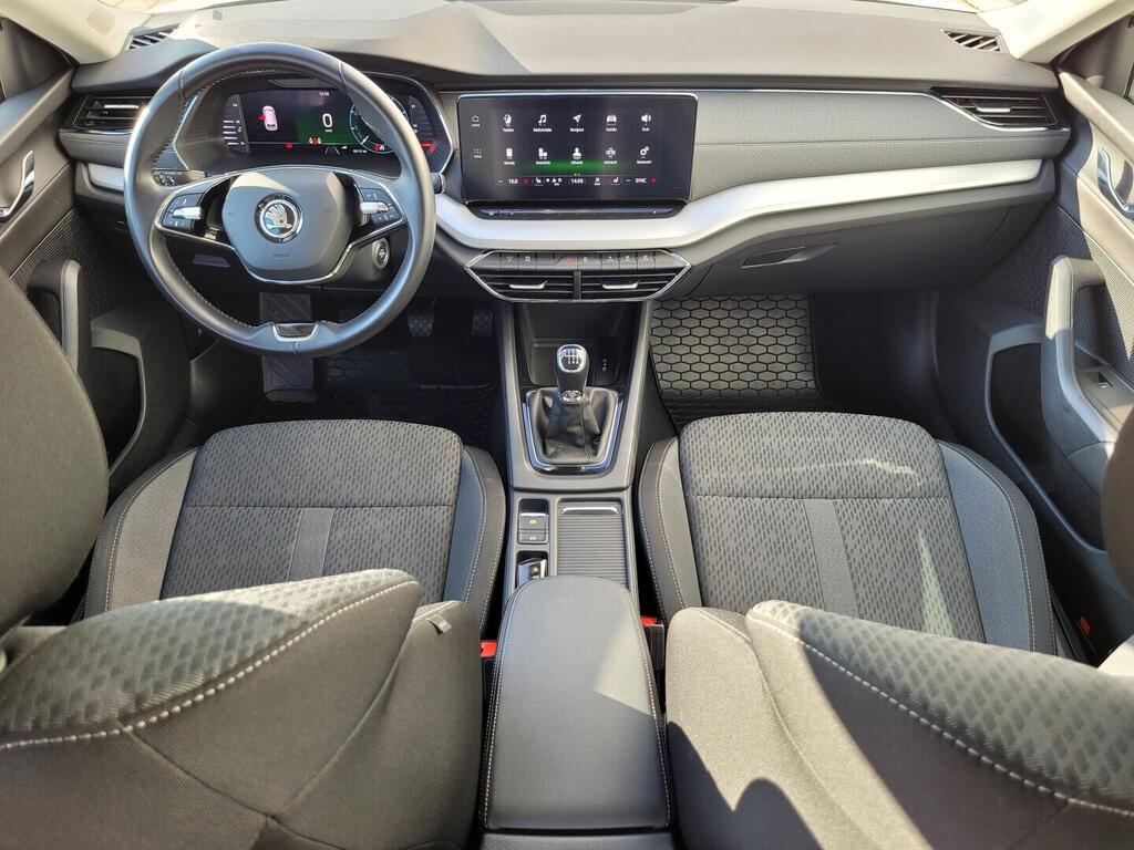 O619K01135_16.webp_OCTAVIA Style 1.5 TSI 110 kW manuál, DPH