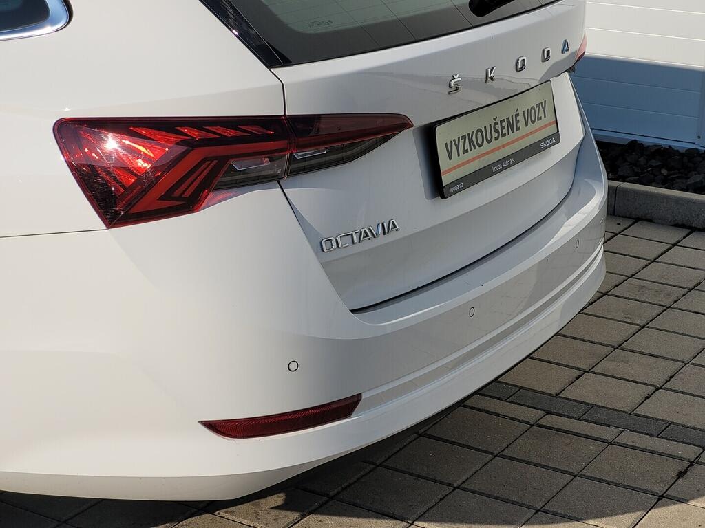 O619K01135_27.webp_OCTAVIA Style 1.5 TSI 110 kW manuál, DPH