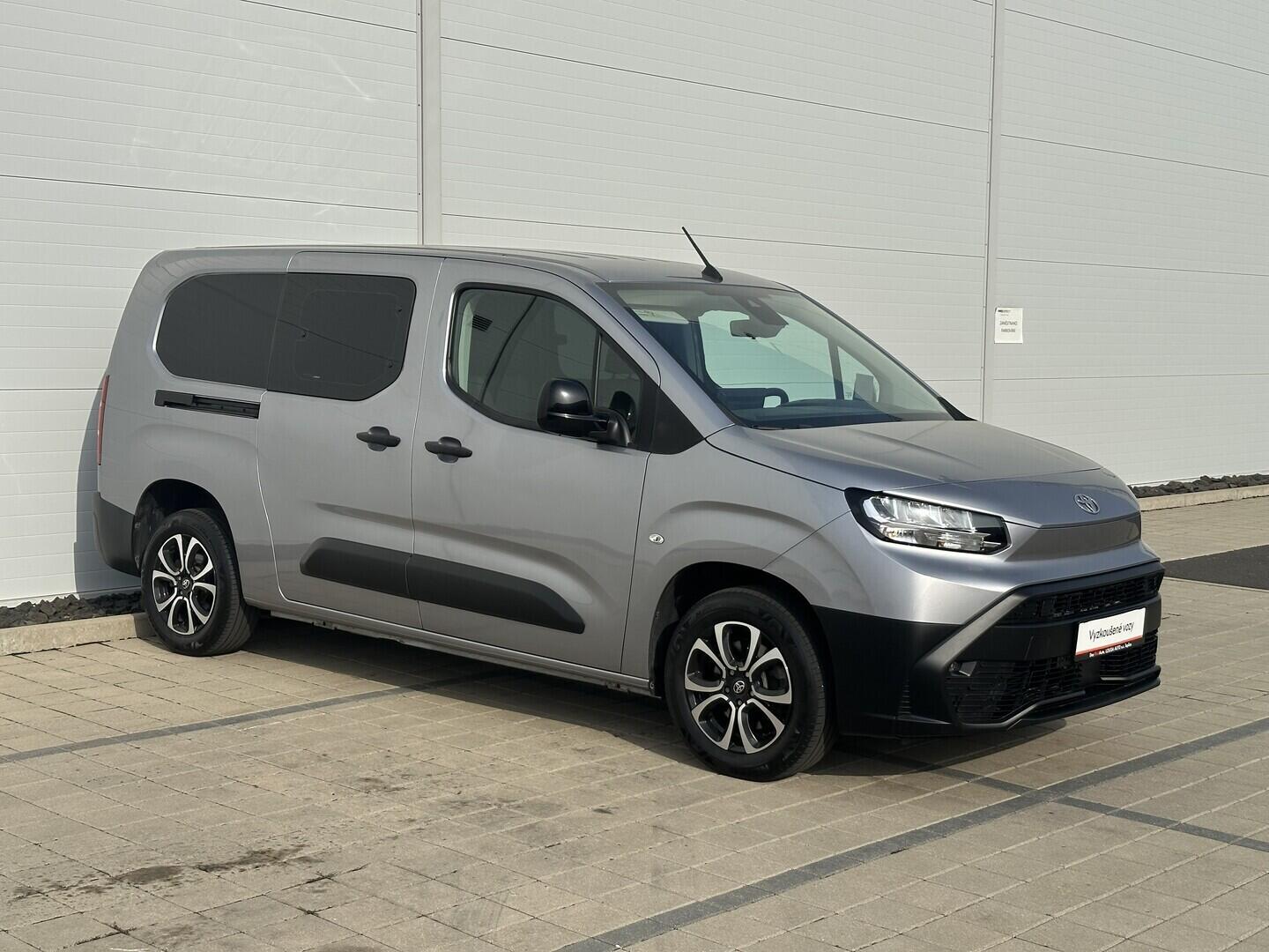 O619K01137_12.webp_PROACE CITY CrewCab Active LWB 1.5 D-4D 96 kW automat, DPH