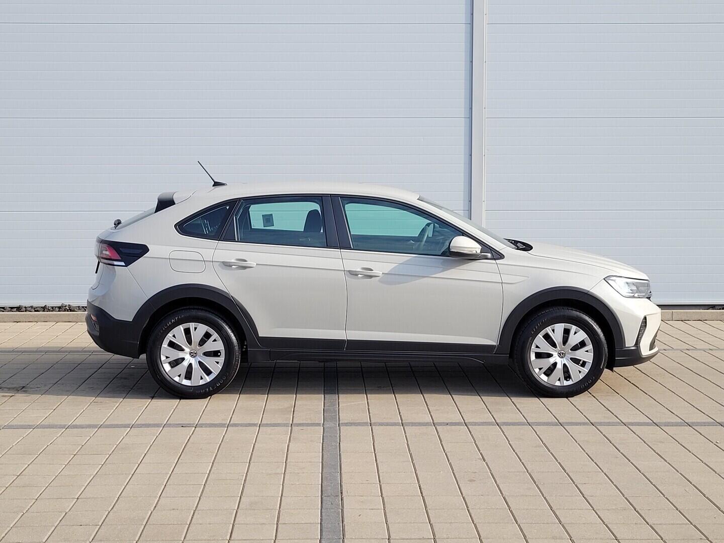 O619K01138_13.webp_TAIGO  1.0 TSI 70 kW manuál, DPH