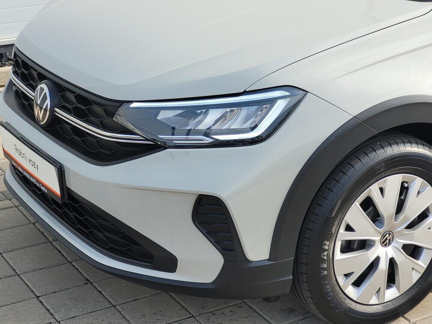 O619K01138_35.webp_TAIGO  1.0 TSI 70 kW manuál, DPH