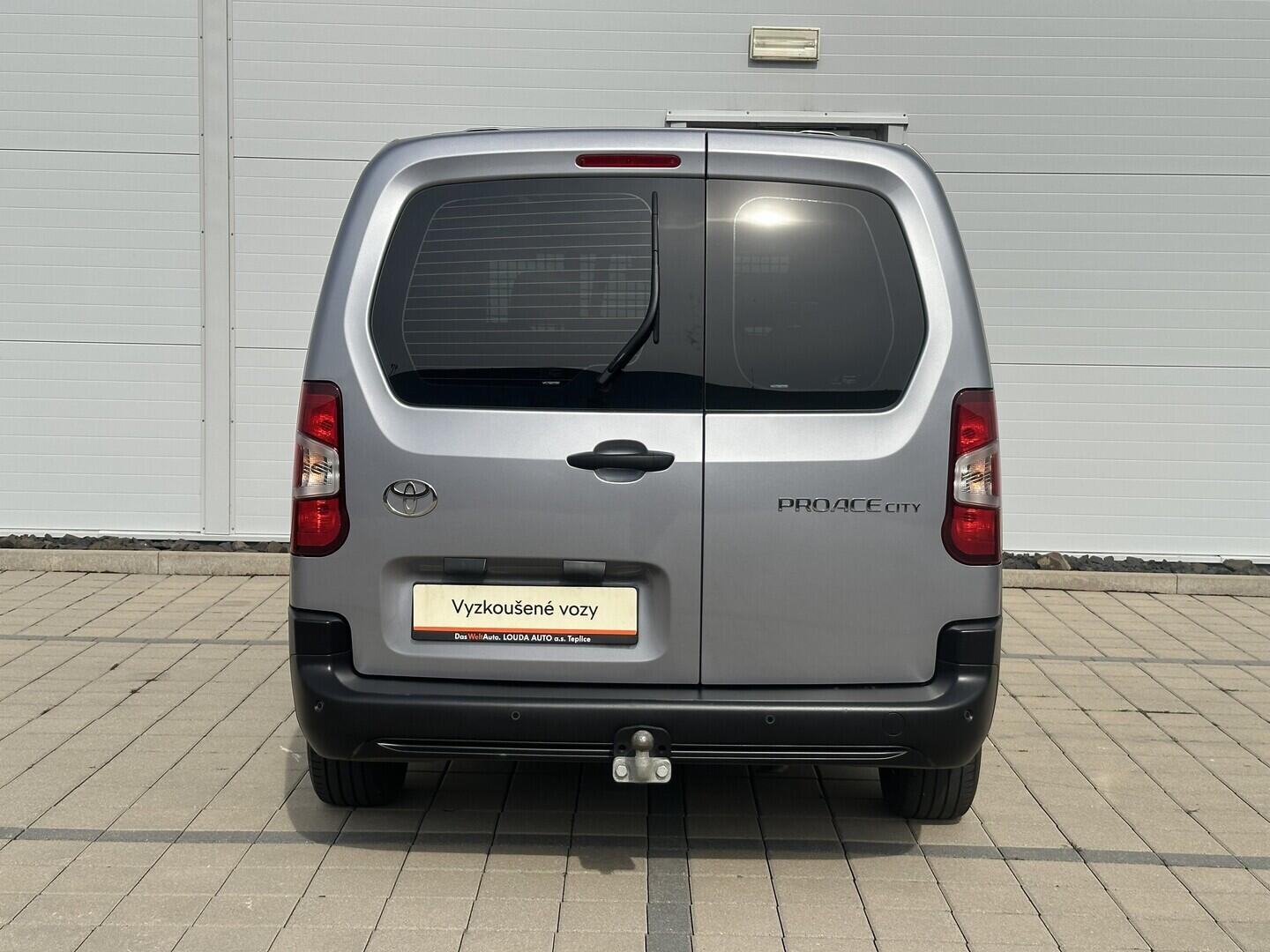 O619K01139_15.webp_PROACE CITY LWB Crewcab 1.5 D-4D 96 kW manuál, DPH