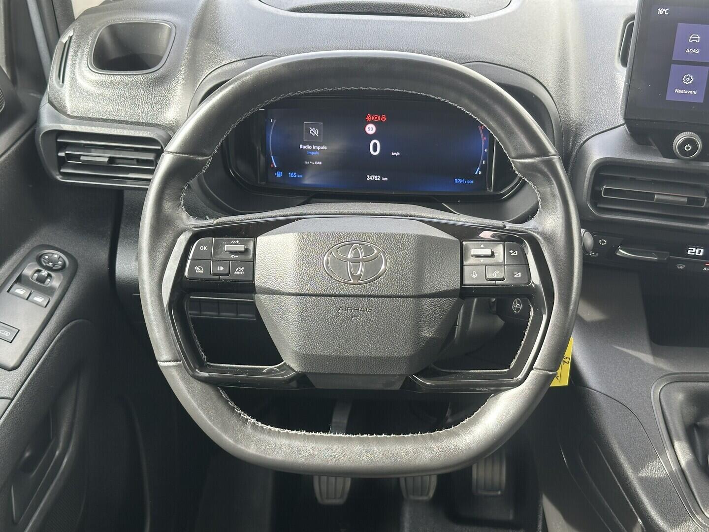 O619K01139_20.webp_PROACE CITY LWB Crewcab 1.5 D-4D 96 kW manuál, DPH