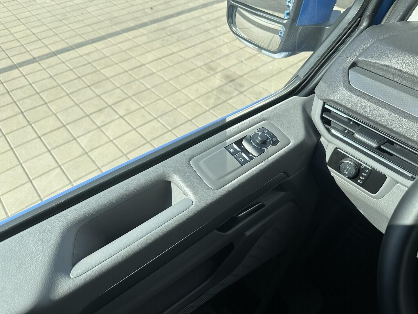 O619K01140_23.webp_CARAVELLE Style 4Motion 2.0 TDI 125 kW automat, DPH