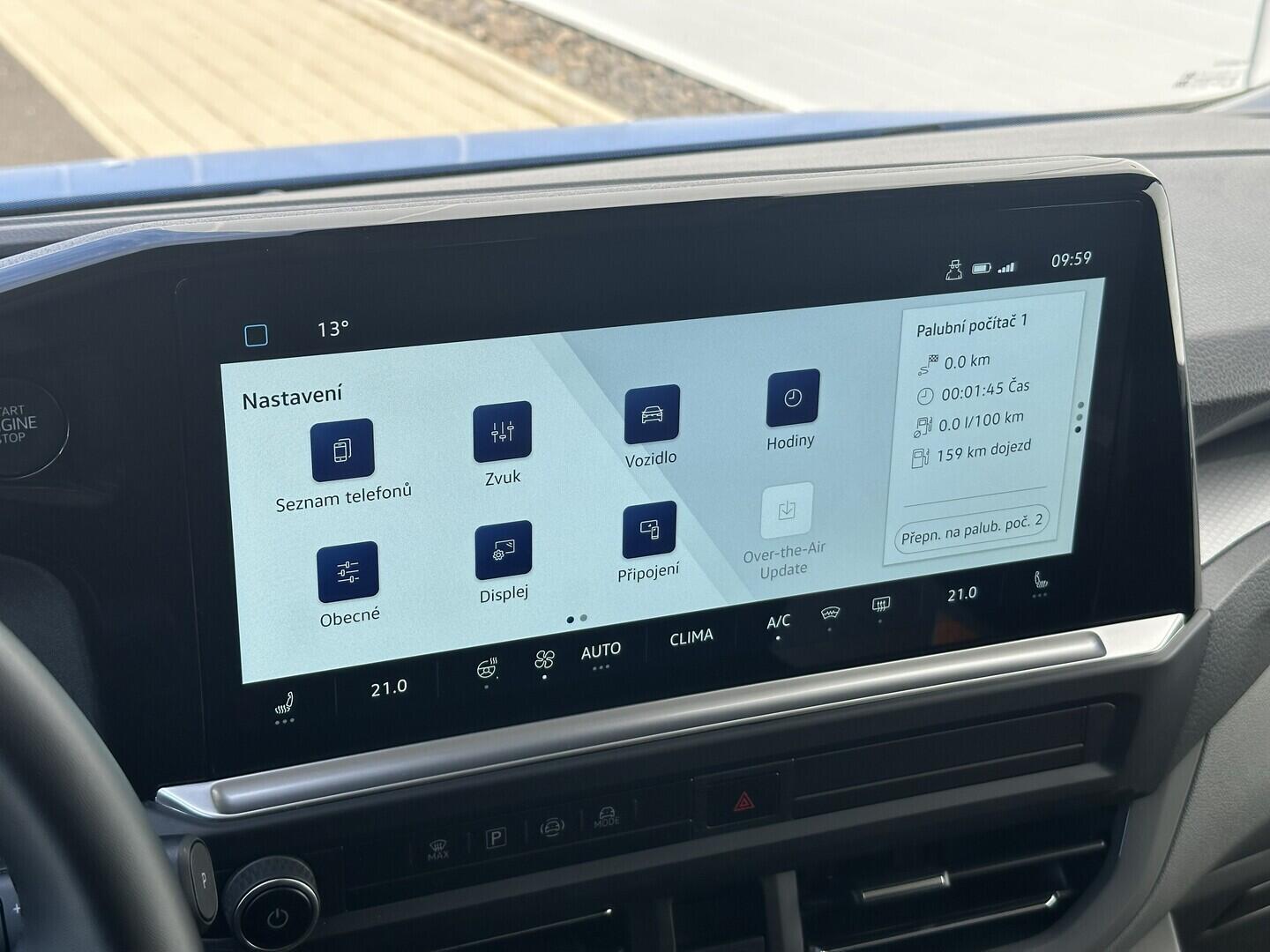 O619K01140_24.webp_CARAVELLE Style 4Motion 2.0 TDI 125 kW automat, DPH