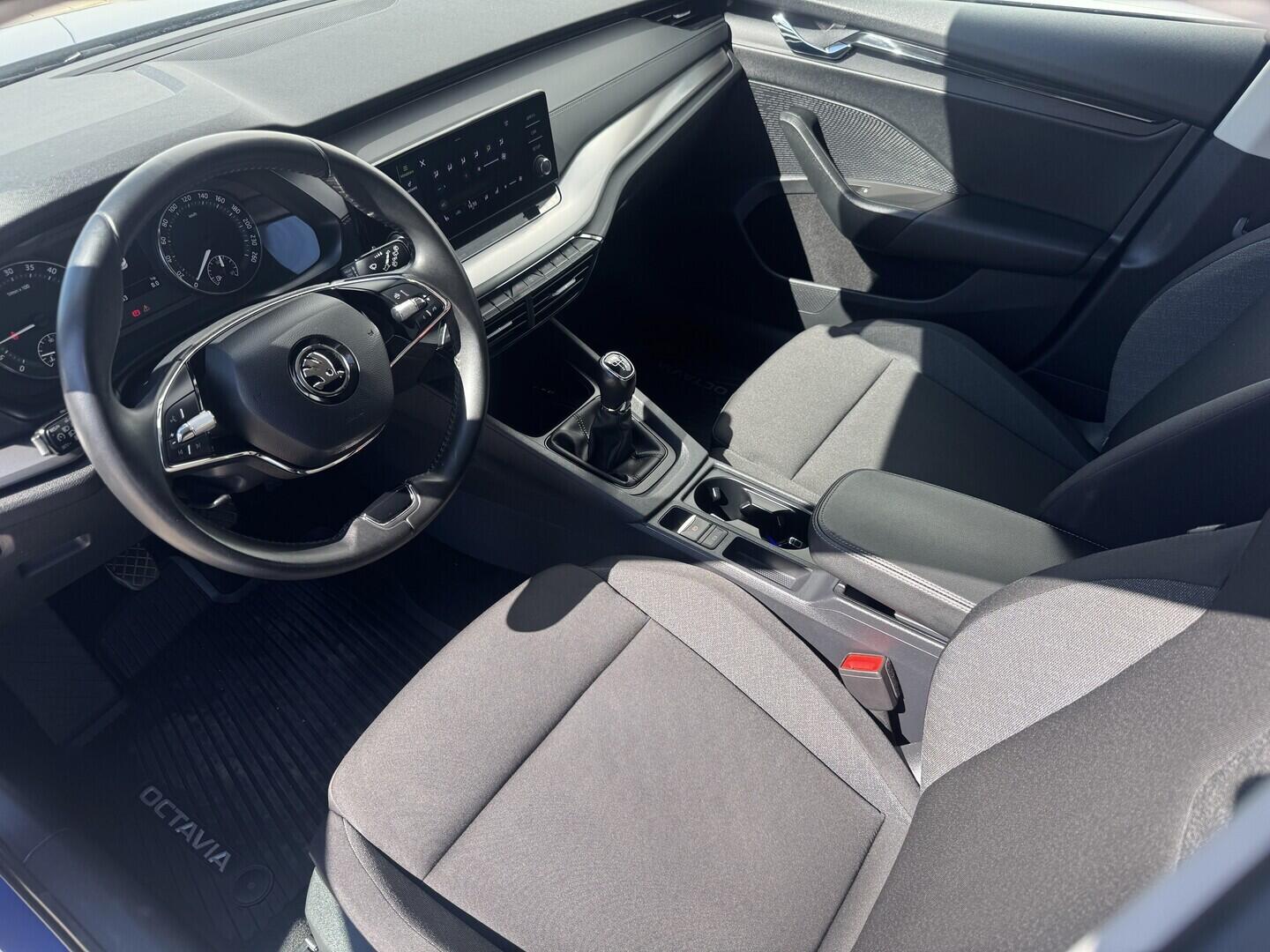 O619K01142_21.webp_OCTAVIA Active 2.0 TDI 85 kW manuál, DPH
