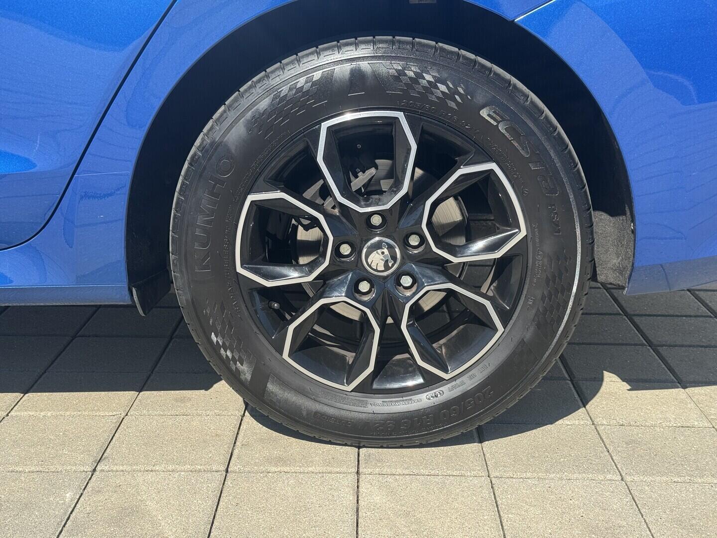 O619K01142_33.webp_OCTAVIA Active 2.0 TDI 85 kW manuál, DPH