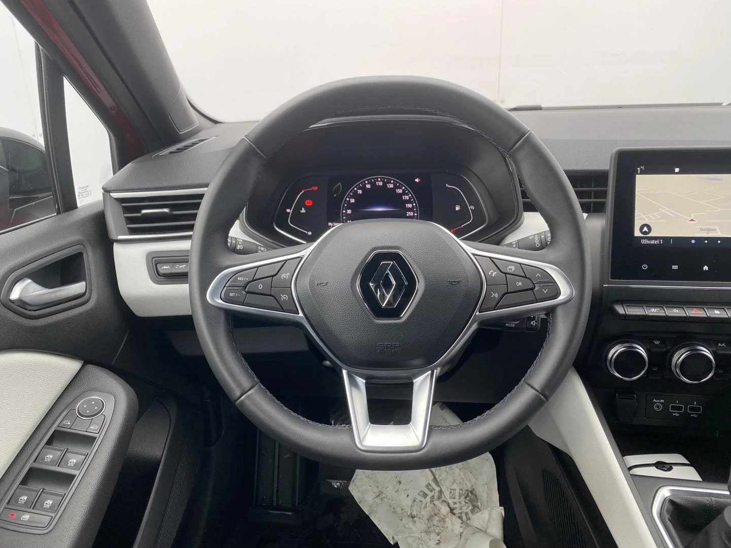 RENAULT CLIO Techno TCe 90 1.0 TCe 67 kW manuál ,DPH · Louda Auto