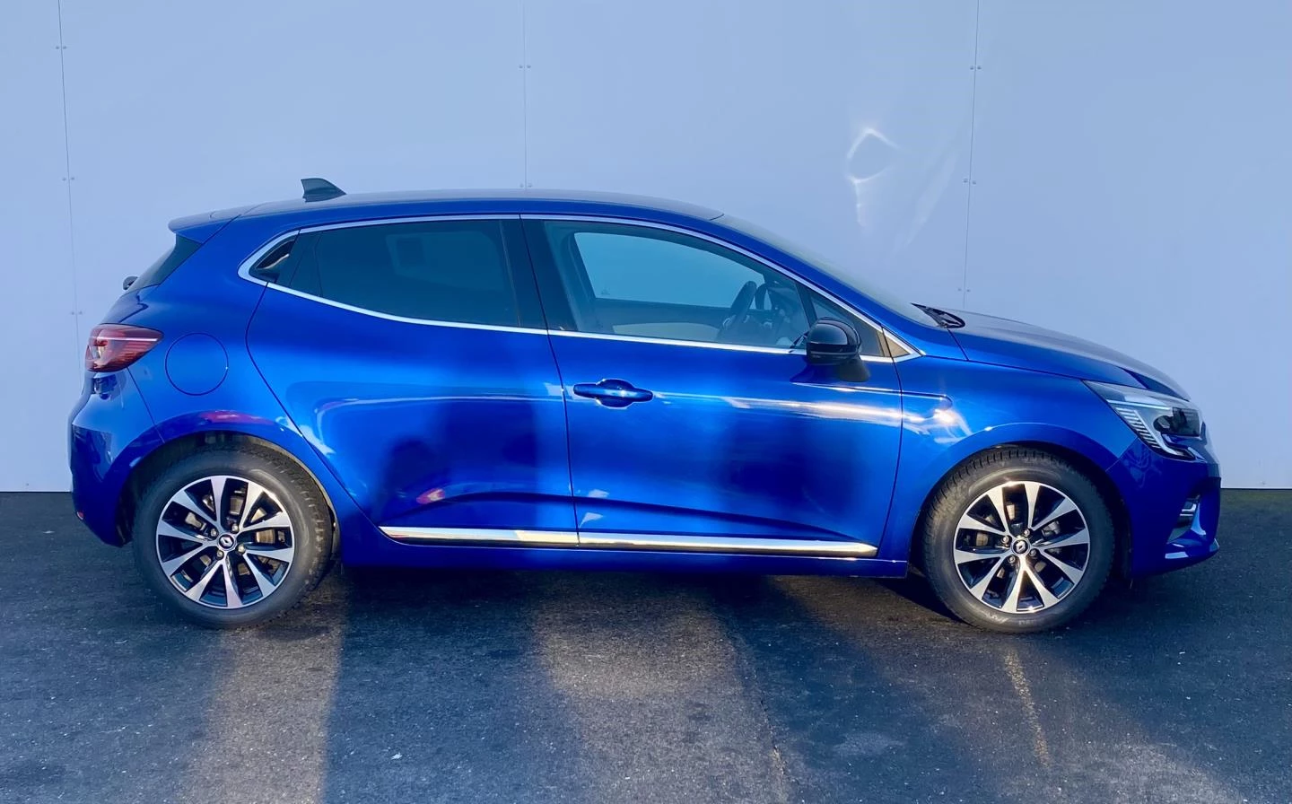 RENAULT CLIO Techno TCe 90 1.0 TCe 67 kW manuál ,DPH · Louda Auto