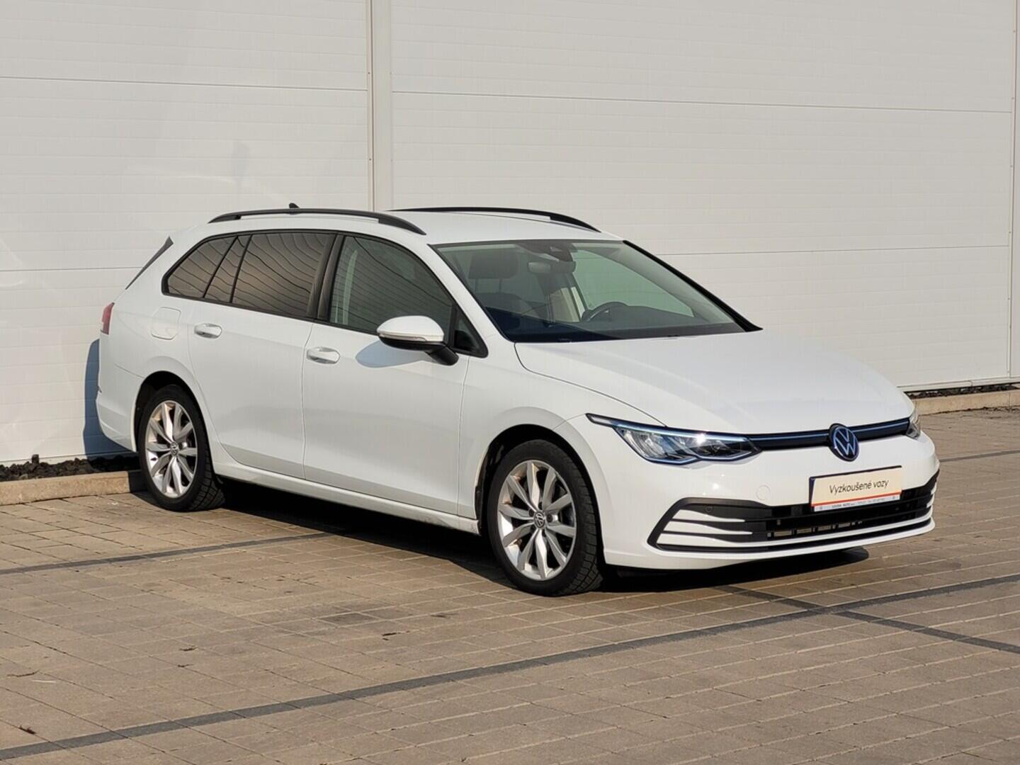 O619V06565_11.webp_GOLF VARIANT Life 1.5 TSI 110 kW automat, DPH