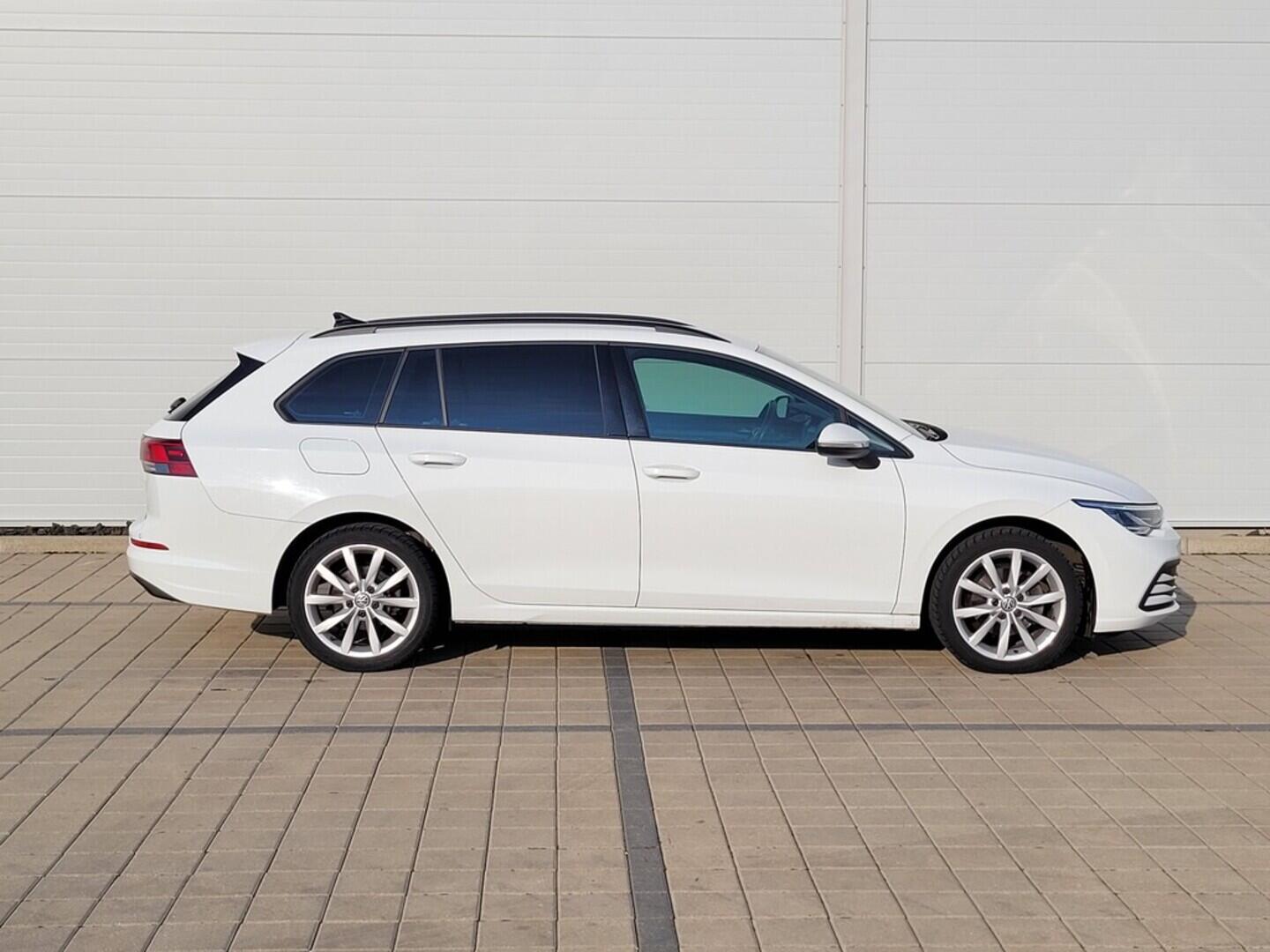 O619V06565_12.webp_GOLF VARIANT Life 1.5 TSI 110 kW automat, DPH