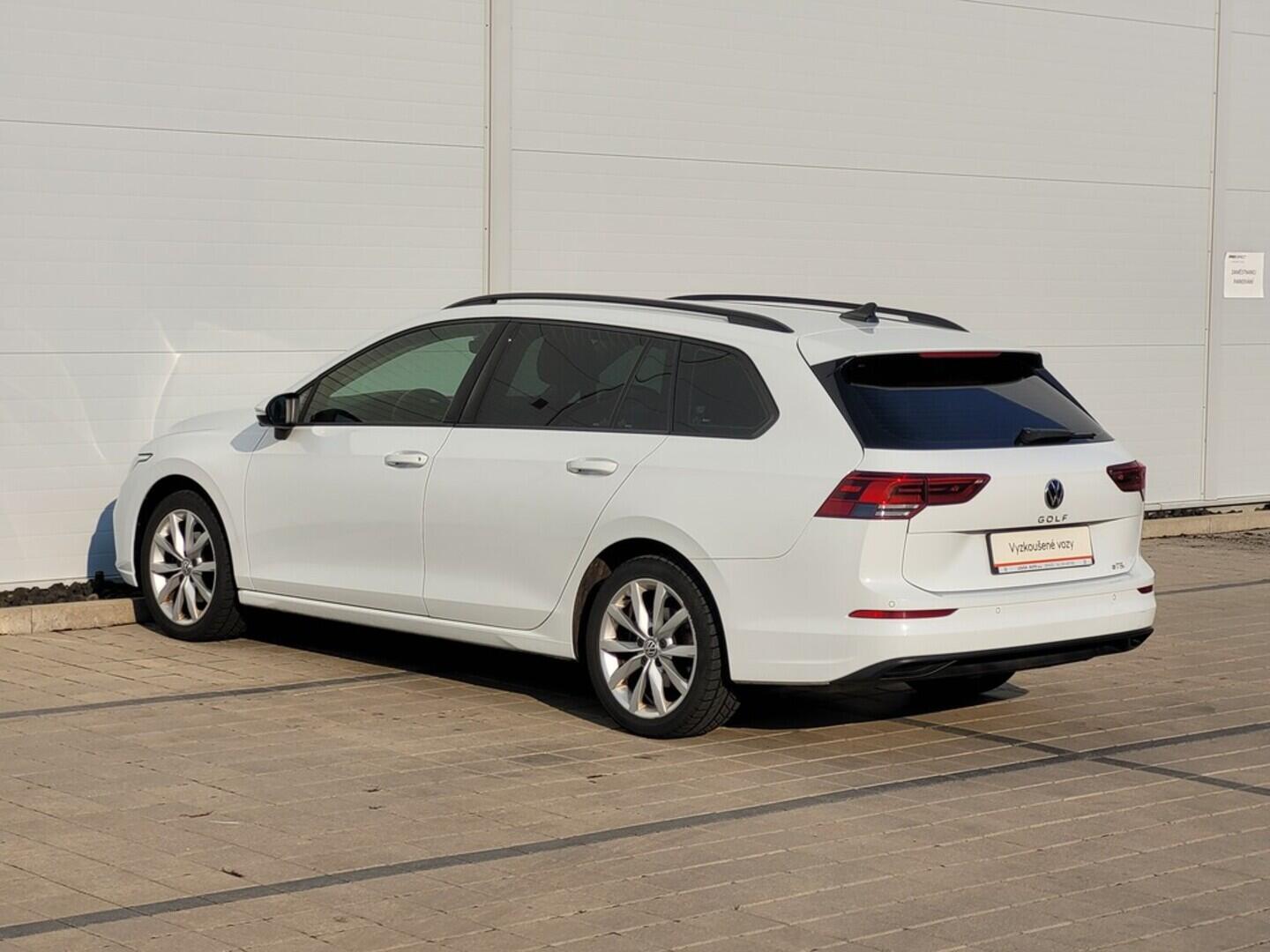 O619V06565_14.webp_GOLF VARIANT Life 1.5 TSI 110 kW automat, DPH
