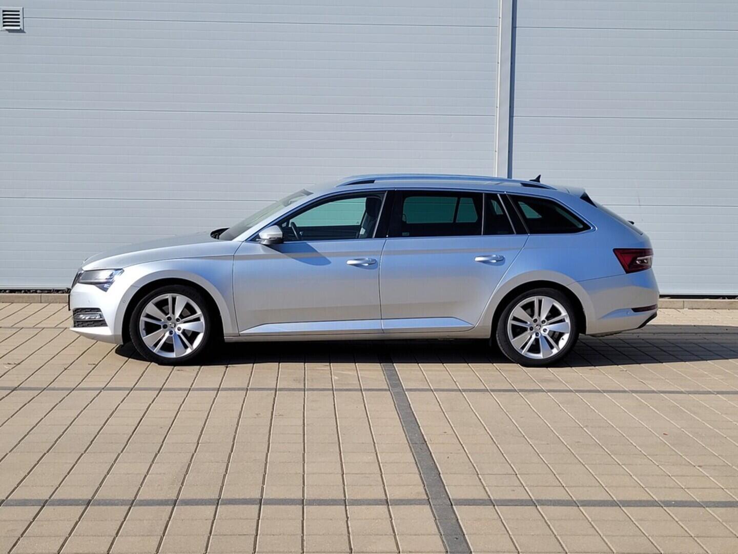 O619V06772_17.webp_SUPERB Style 2.0 TDI 147 kW automat