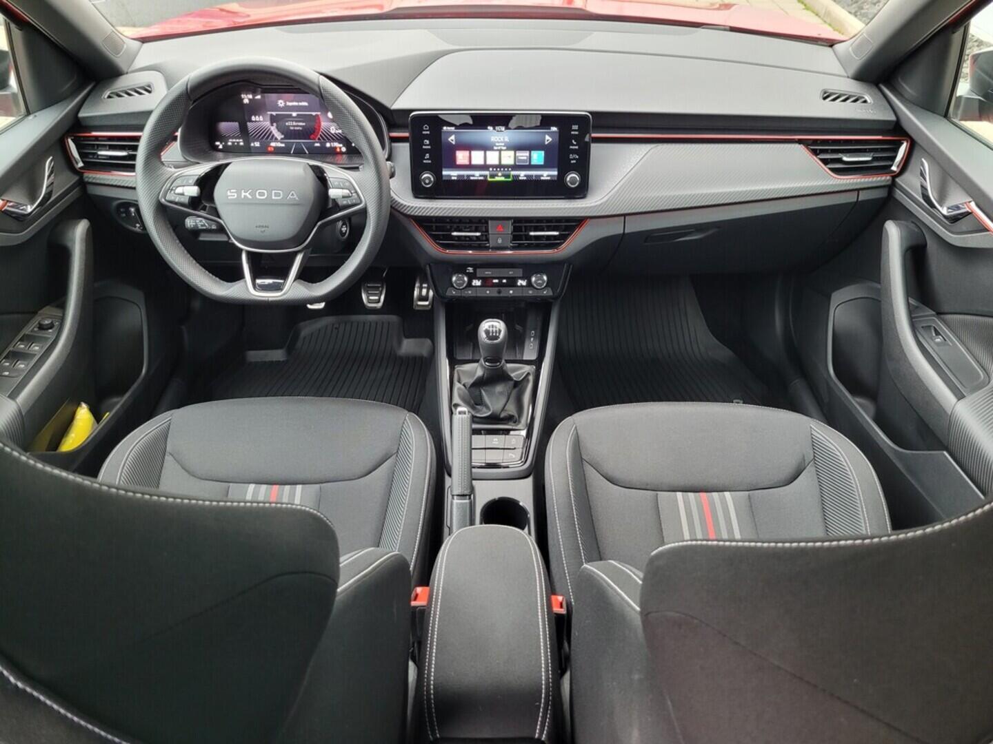 O619V06792_17.webp_KAMIQ Monte Carlo 1.0 TSI 85 kW manuál, DPH