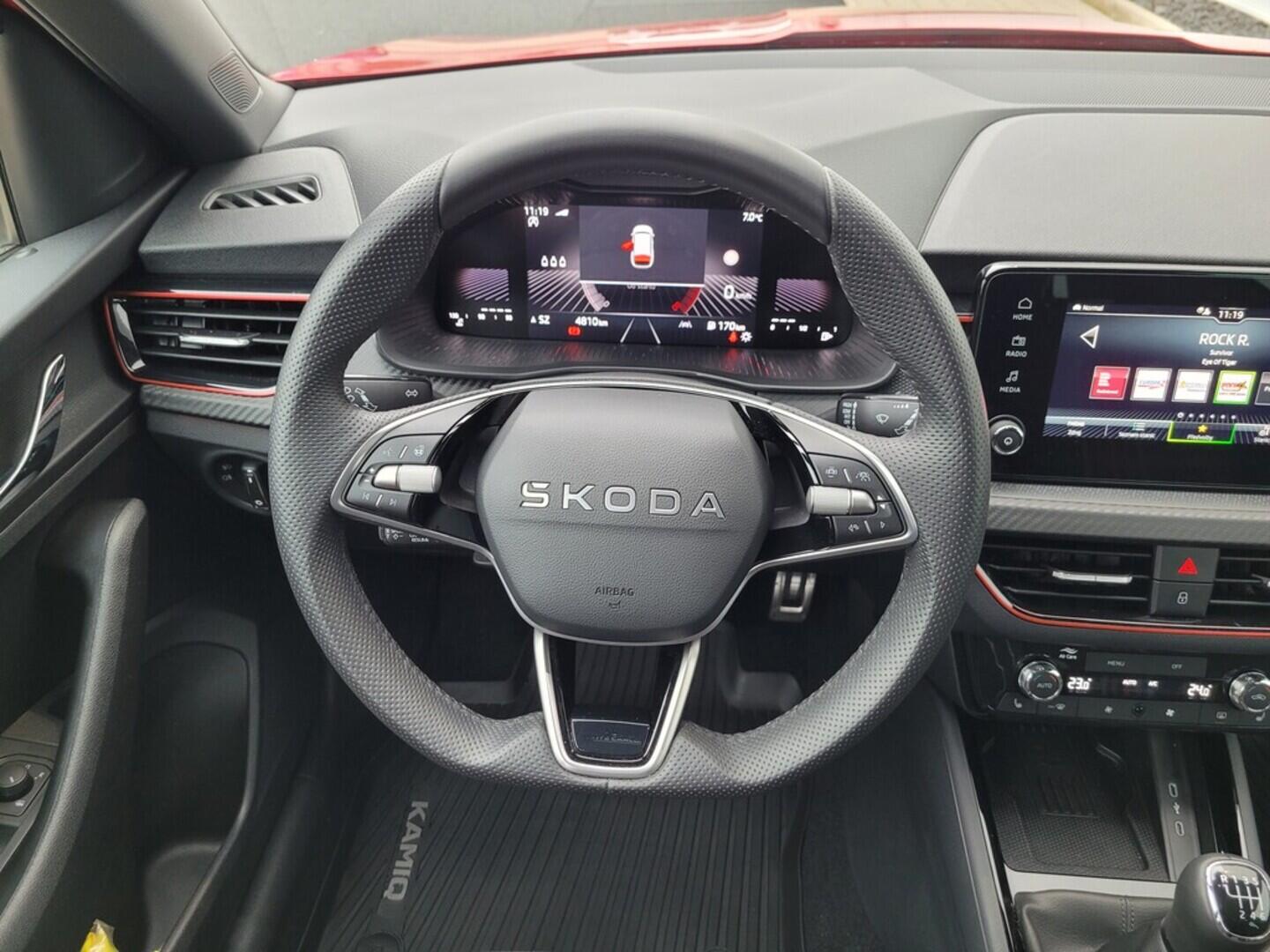 O619V06792_19.webp_KAMIQ Monte Carlo 1.0 TSI 85 kW manuál, DPH