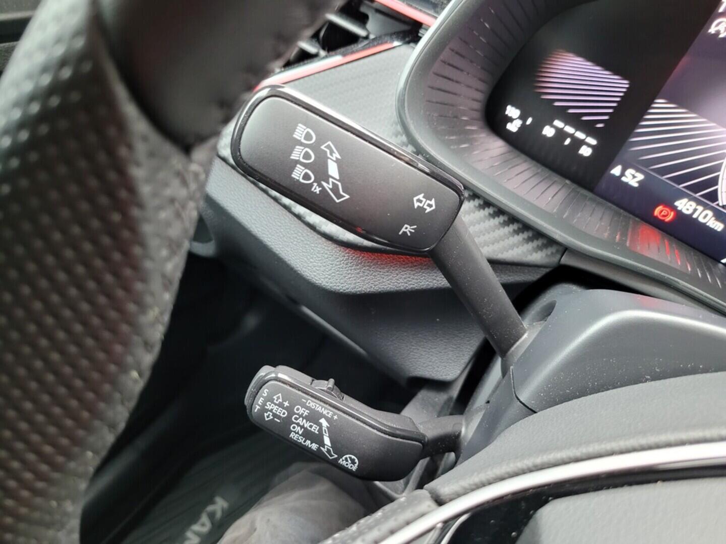 O619V06792_24.webp_KAMIQ Monte Carlo 1.0 TSI 85 kW manuál, DPH