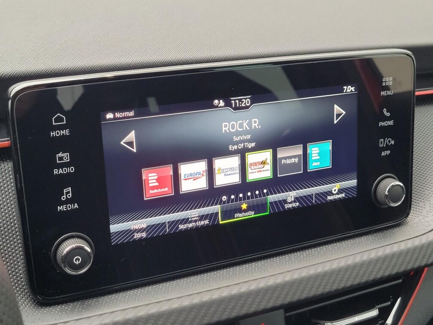 O619V06792_26.webp_KAMIQ Monte Carlo 1.0 TSI 85 kW manuál, DPH