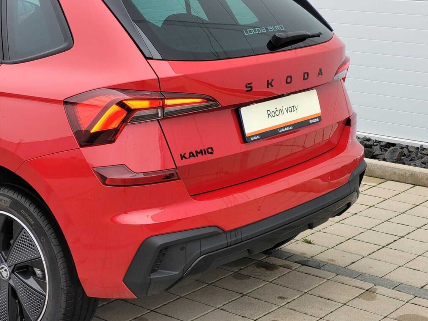 O619V06792_31.webp_KAMIQ Monte Carlo 1.0 TSI 85 kW manuál, DPH