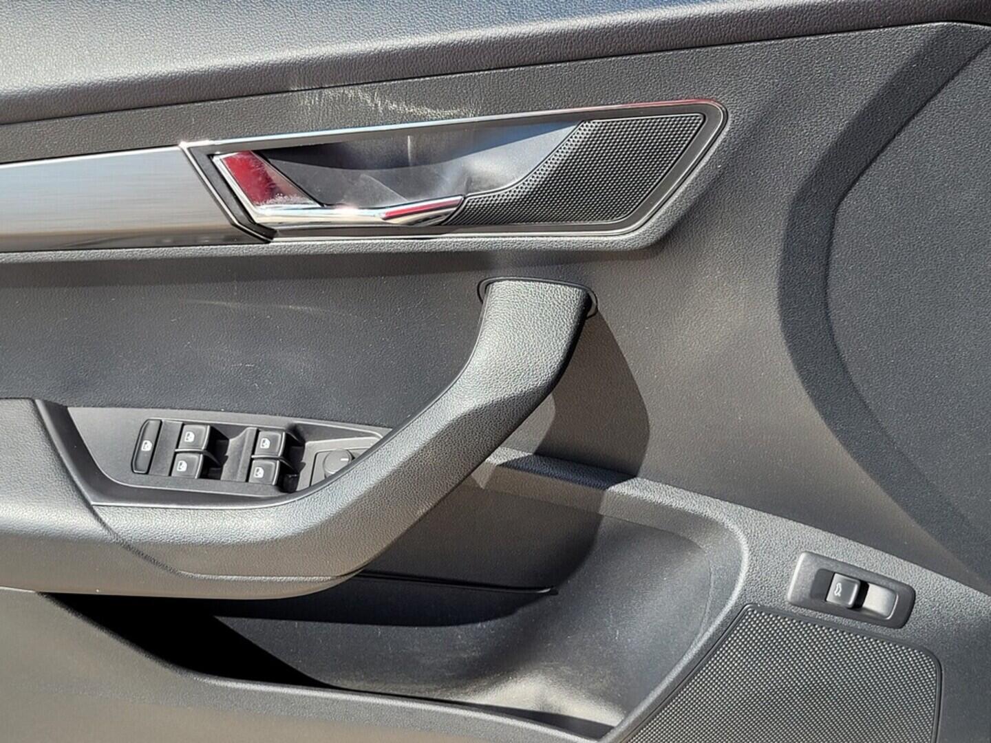 O619V06848_36.webp_KAROQ Style 2.0 TDI 110 kW automat
