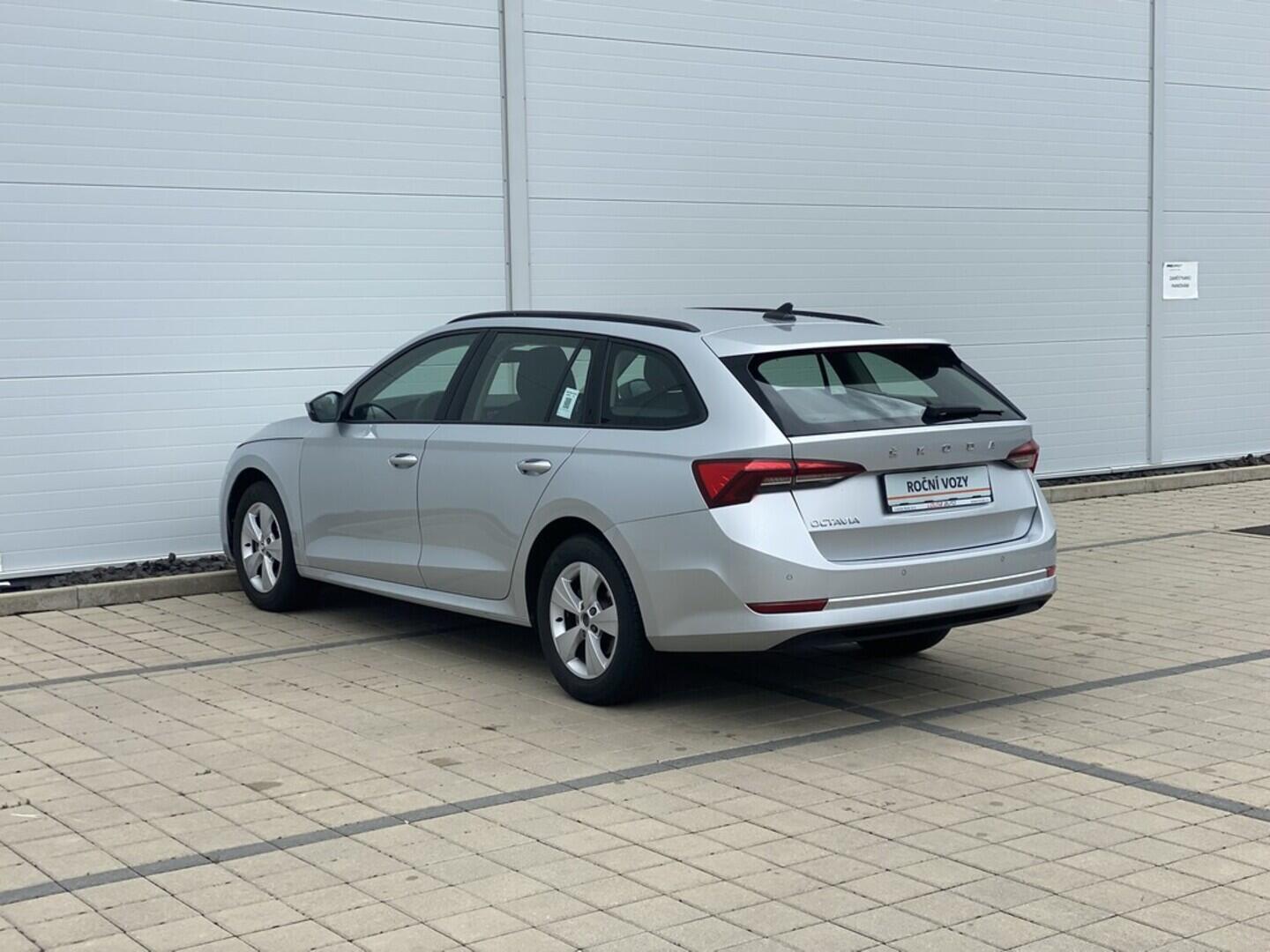 O619V06969_17.webp_OCTAVIA Ambition 2.0 TDI 85 kW automat