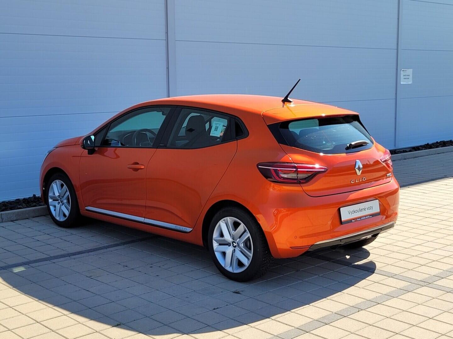 O619V06971_16.webp_CLIO Zen 1.6 E-TECH 103 kW automat