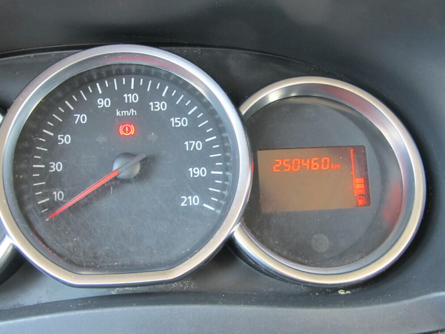 O619V06977_18.webp_LODGY  1.5 DCi 70 kW manuál, DPH