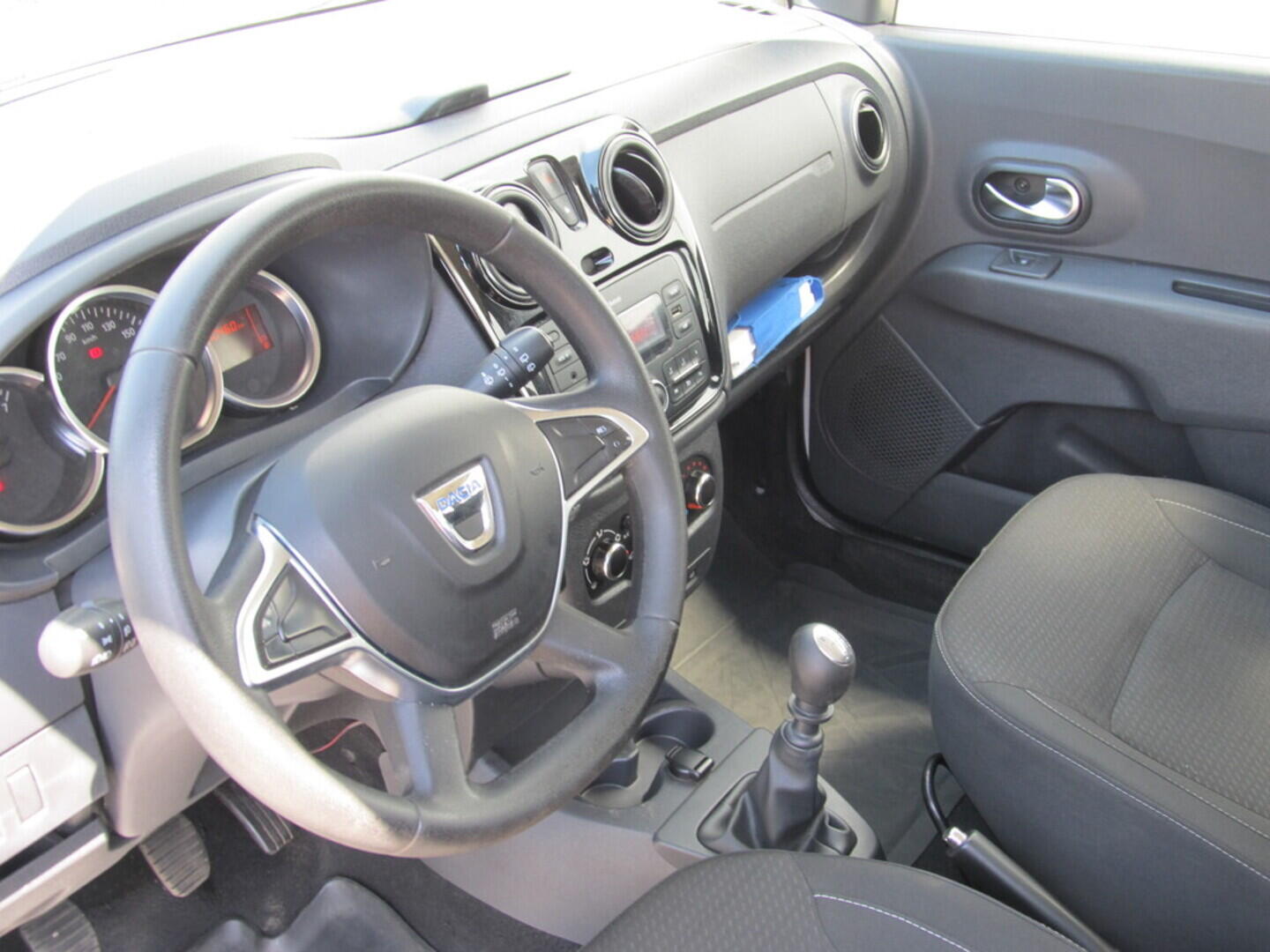 O619V06977_20.webp_LODGY  1.5 DCi 70 kW manuál, DPH