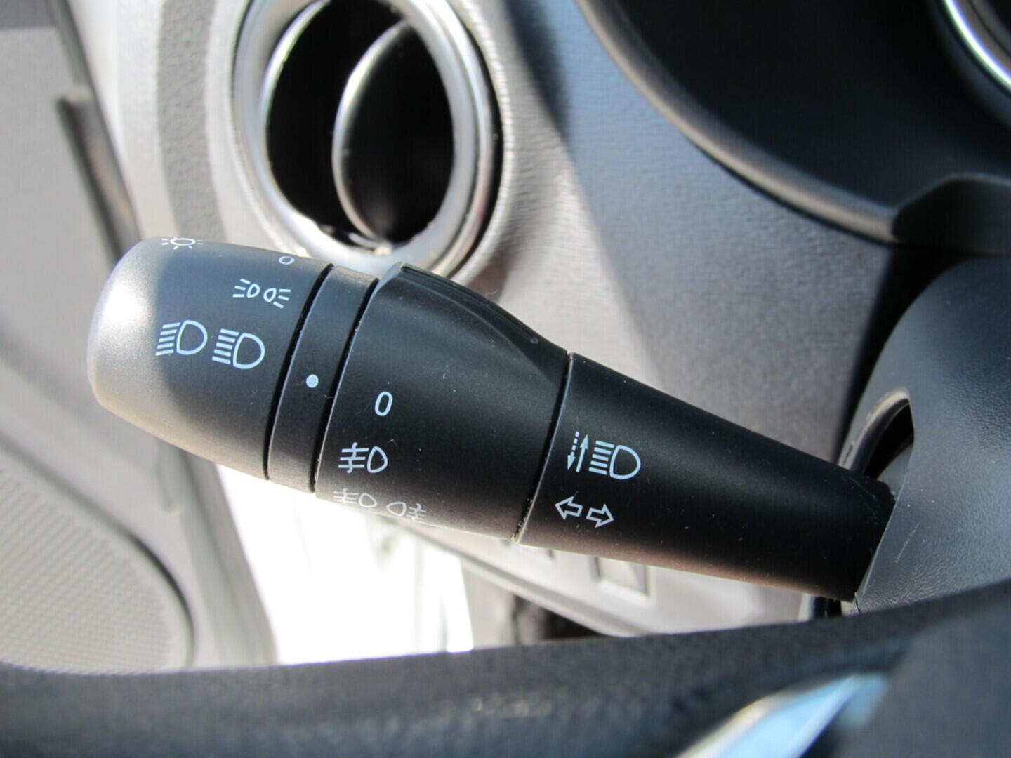 O619V06977_23.webp_LODGY  1.5 DCi 70 kW manuál, DPH