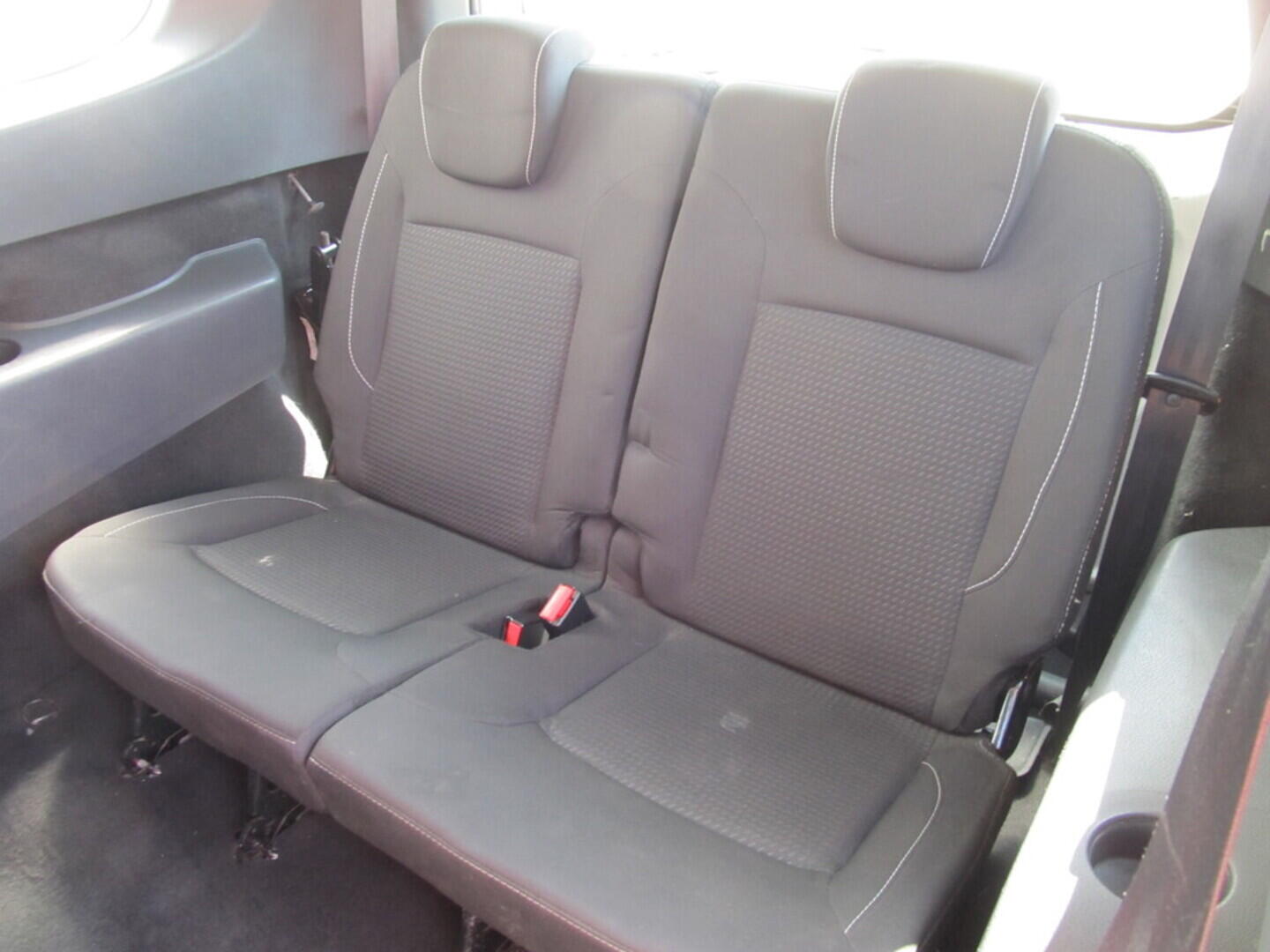 O619V06977_28.webp_LODGY  1.5 DCi 70 kW manuál, DPH