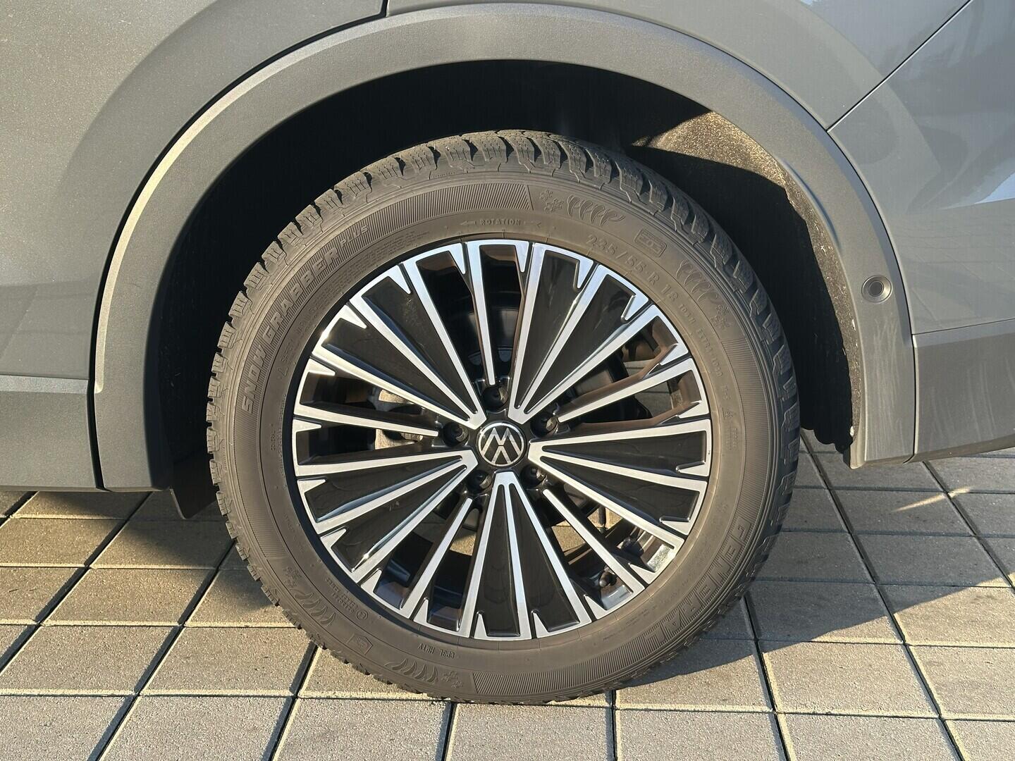 O619V07002_31.webp_TIGUAN People 2.0 TDI 110 kW automat, DPH