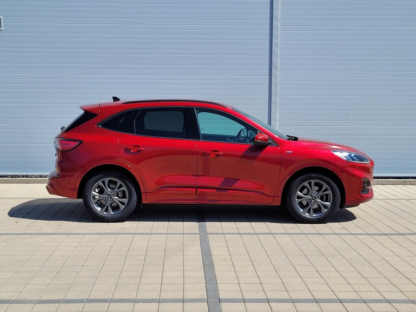 O619V07009_13.webp_KUGA ST-line 1.5 EcoBlue 88 kW automat