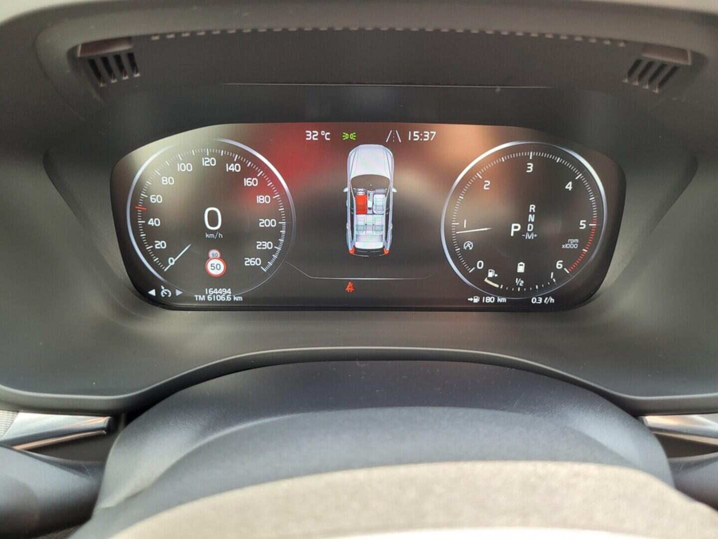 O619V07020_19.webp_XC60 R-design 2.0 B4 145 kW automat, DPH