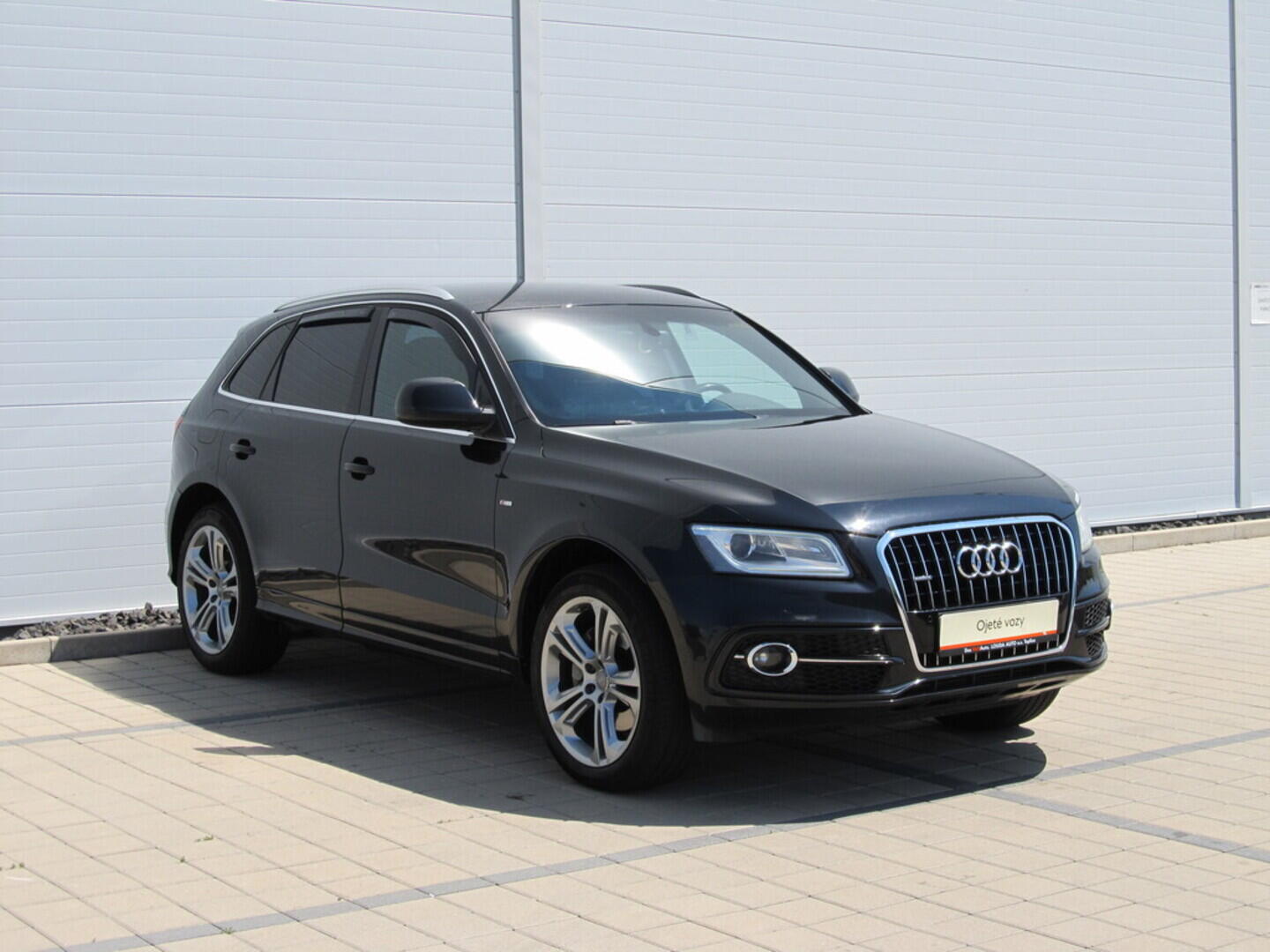 O619V07040_14.webp_Q5 S-line 3.0 TDI 180 kW automat