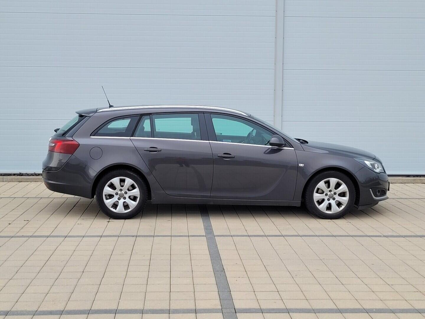 O619V07041_13.webp_INSIGNIA Edition Spo Tourer S/S 2.0 CDTI 120 kW manuál