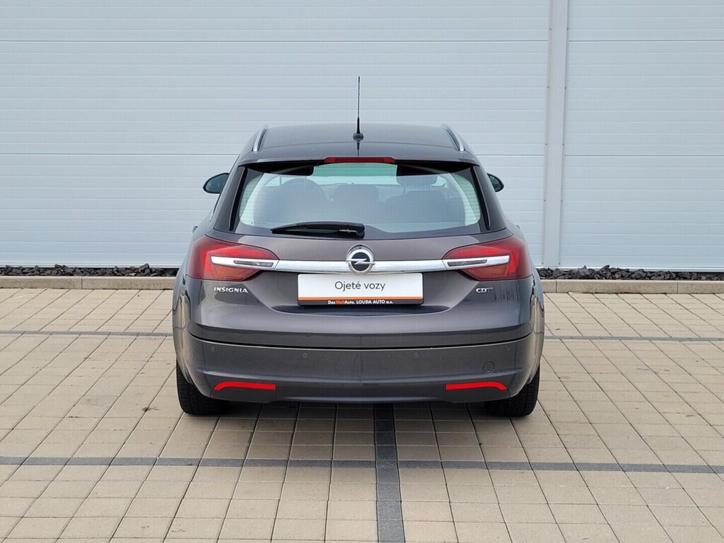 O619V07041_15.webp_INSIGNIA Edition Spo Tourer S/S 2.0 CDTI 120 kW manuál