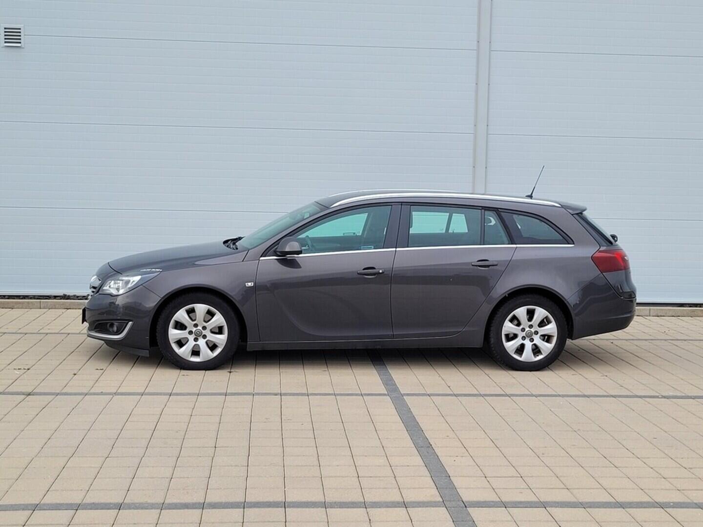 O619V07041_17.webp_INSIGNIA Edition Spo Tourer S/S 2.0 CDTI 120 kW manuál
