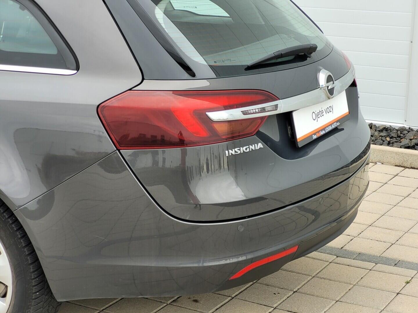 O619V07041_29.webp_INSIGNIA Edition Spo Tourer S/S 2.0 CDTI 120 kW manuál