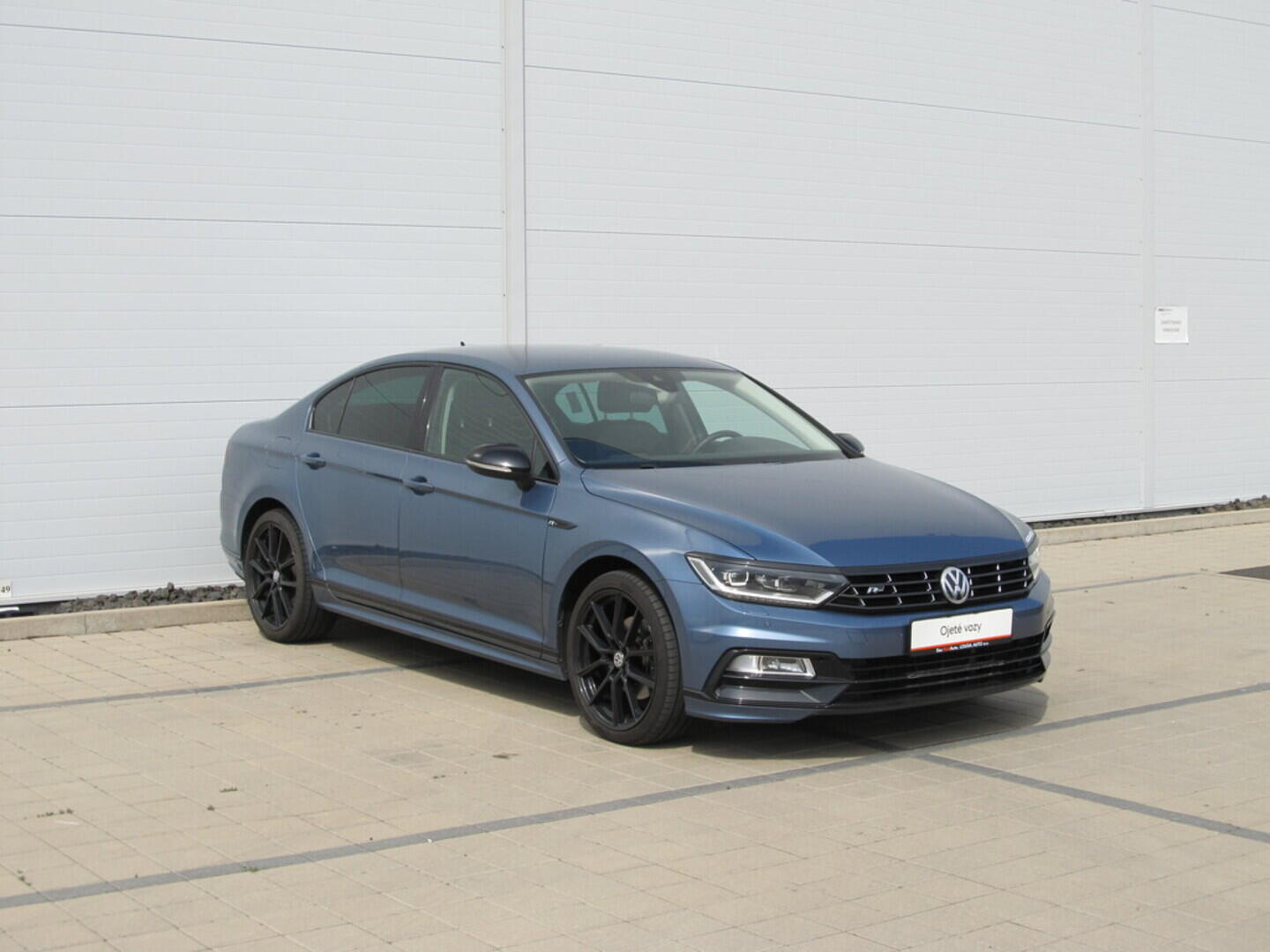 O619V07052_14.webp_PASSAT Highline 2.0 TDI 110 kW manuál