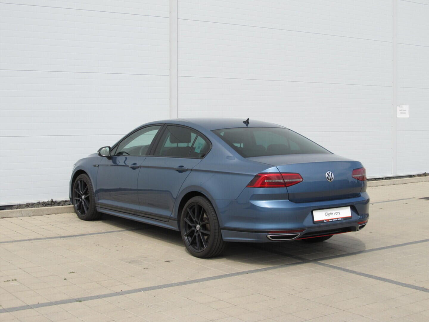 O619V07052_15.webp_PASSAT Highline 2.0 TDI 110 kW manuál