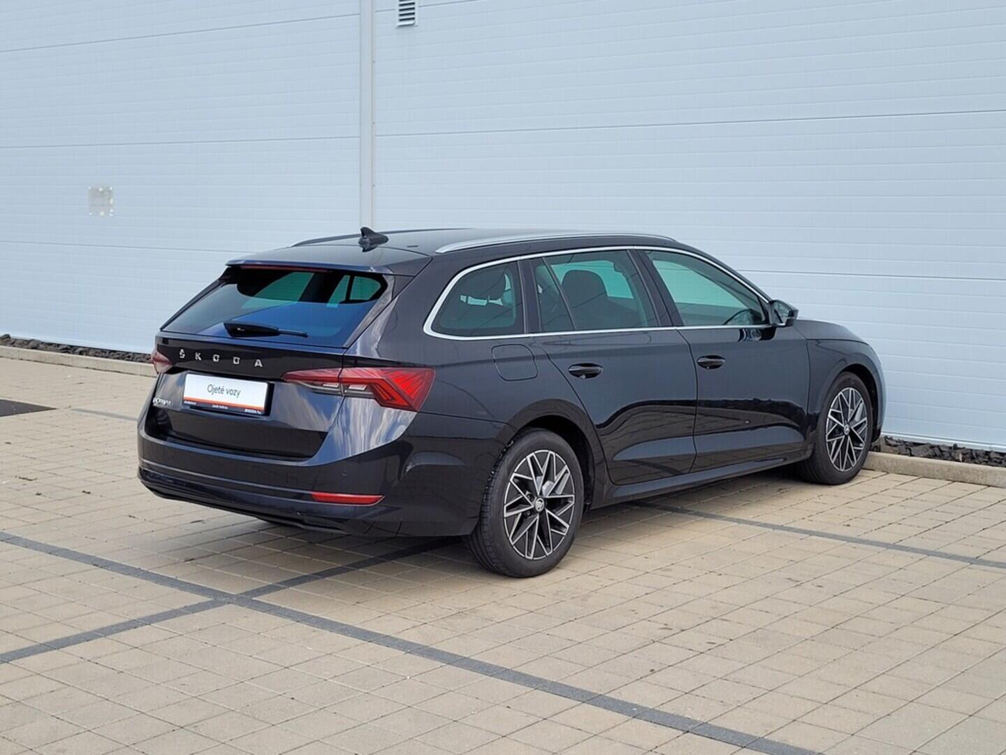 O619V07061_14.webp_OCTAVIA Style 2.0 TDI 110 kW automat, DPH