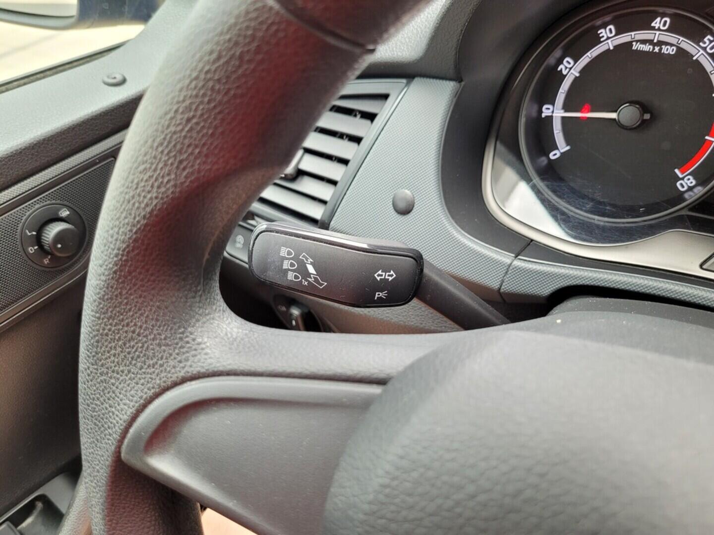 O619V07065_25.webp_FABIA  1.0 TSI 70 kW manuál, DPH